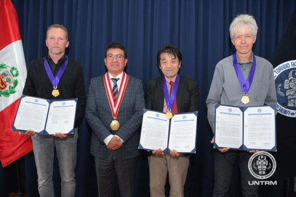 UNTRM entrega Distinción de Docente Honorario a reconocidos investigadores de Alemania y Japón